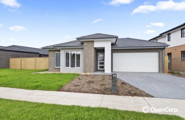 175 Riverwood Dr, Junction Village, VIC 3977