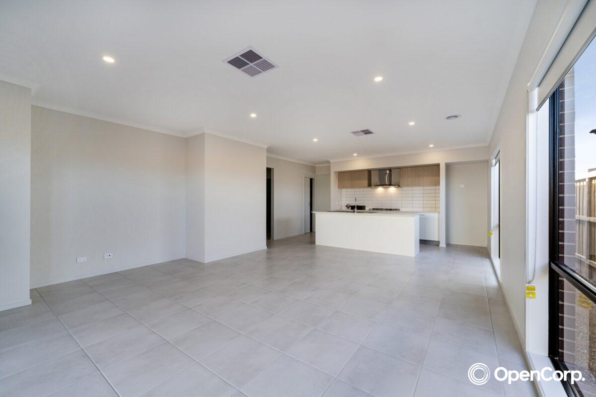 10 International Street, Deanside, VIC 3336