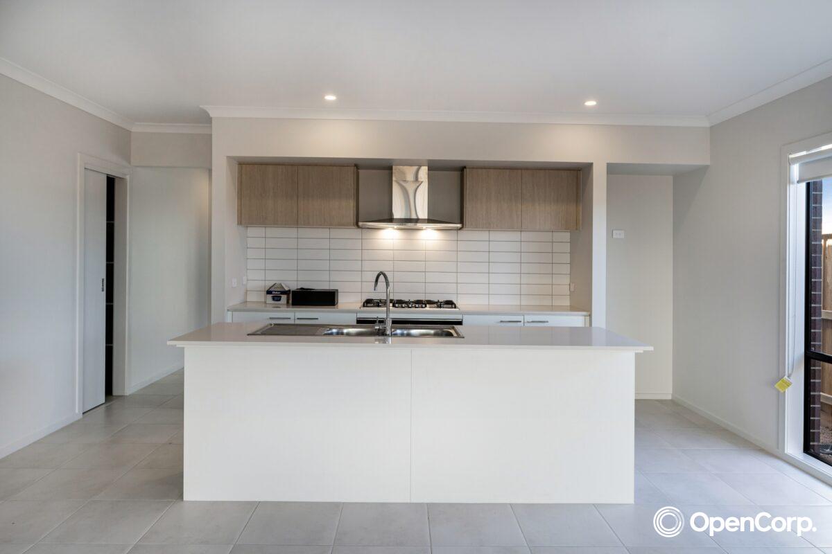 10 International Street, Deanside, VIC 3336