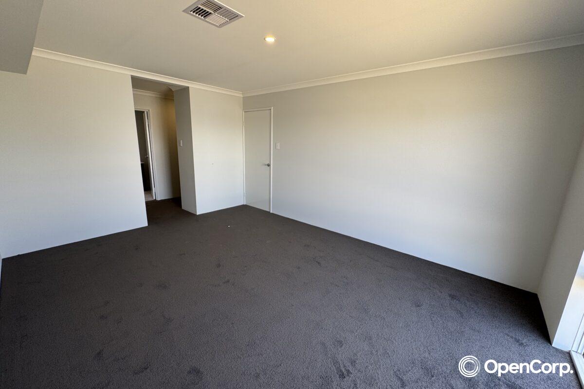 6 Exmoor Way, FORRESTDALE, WA 6112