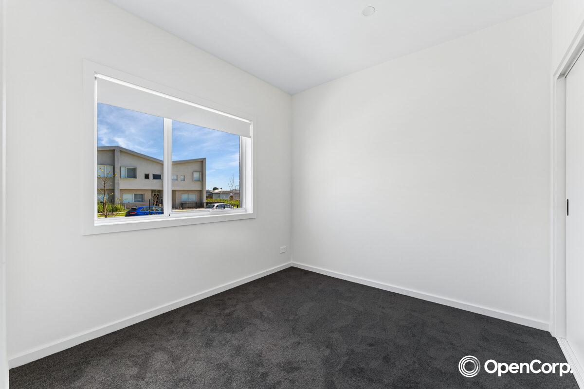 7 Tasman Boulevard, Donnybrook, VIC 3064