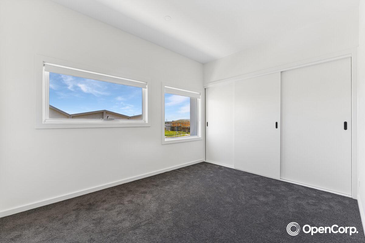 7 Tasman Boulevard, Donnybrook, VIC 3064