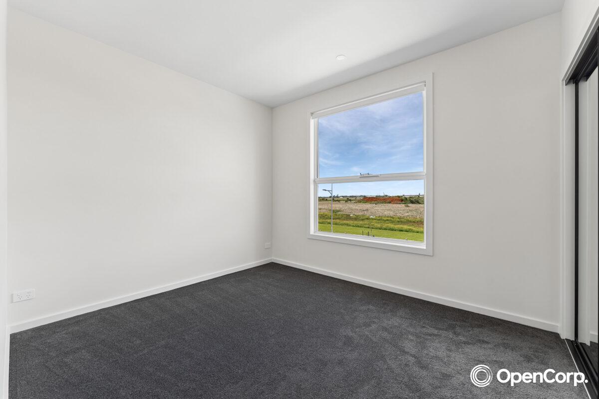 17 Sunstone Drive, Cobblebank, VIC 3338