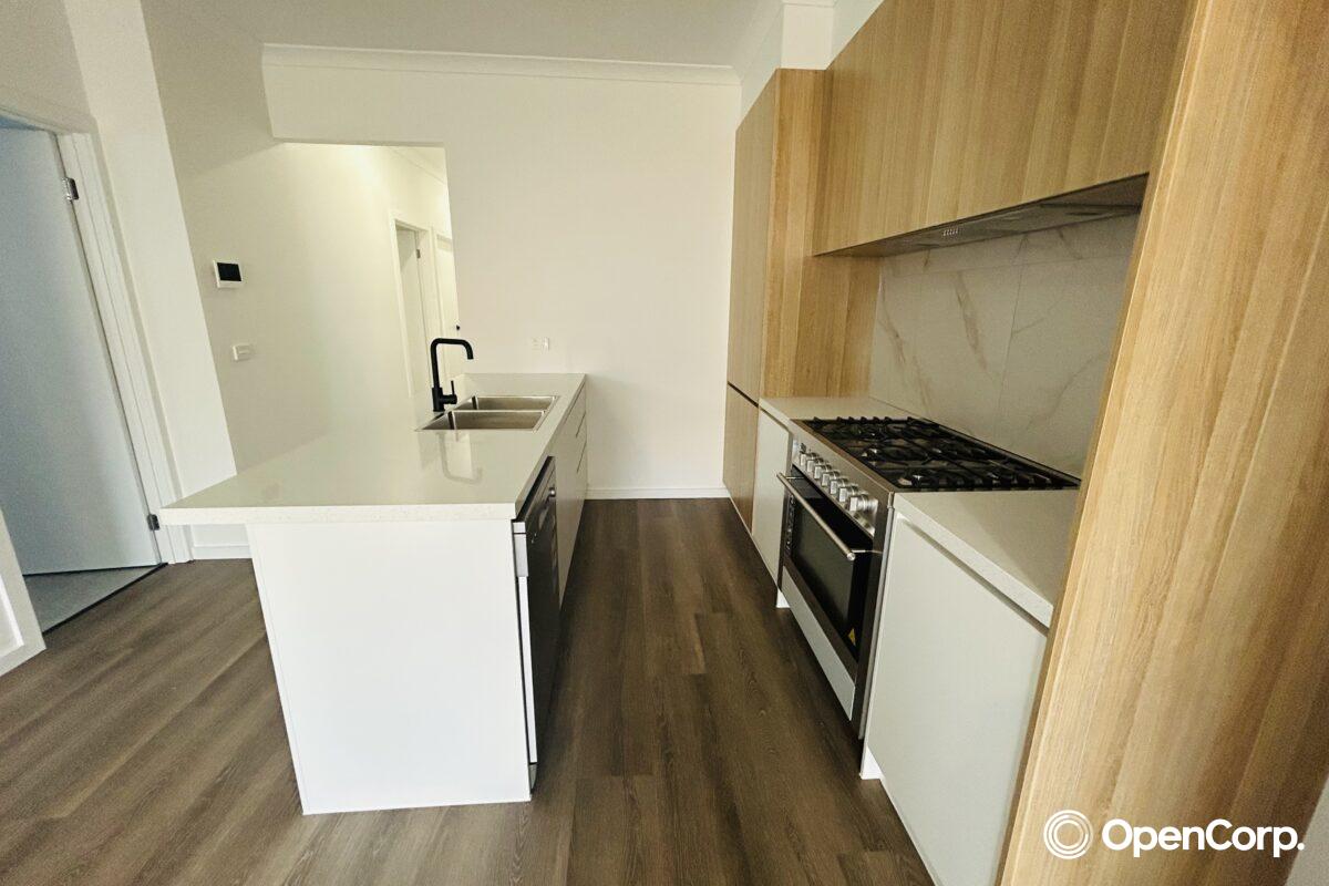 61 Collette Circuit, Deanside, VIC 3336