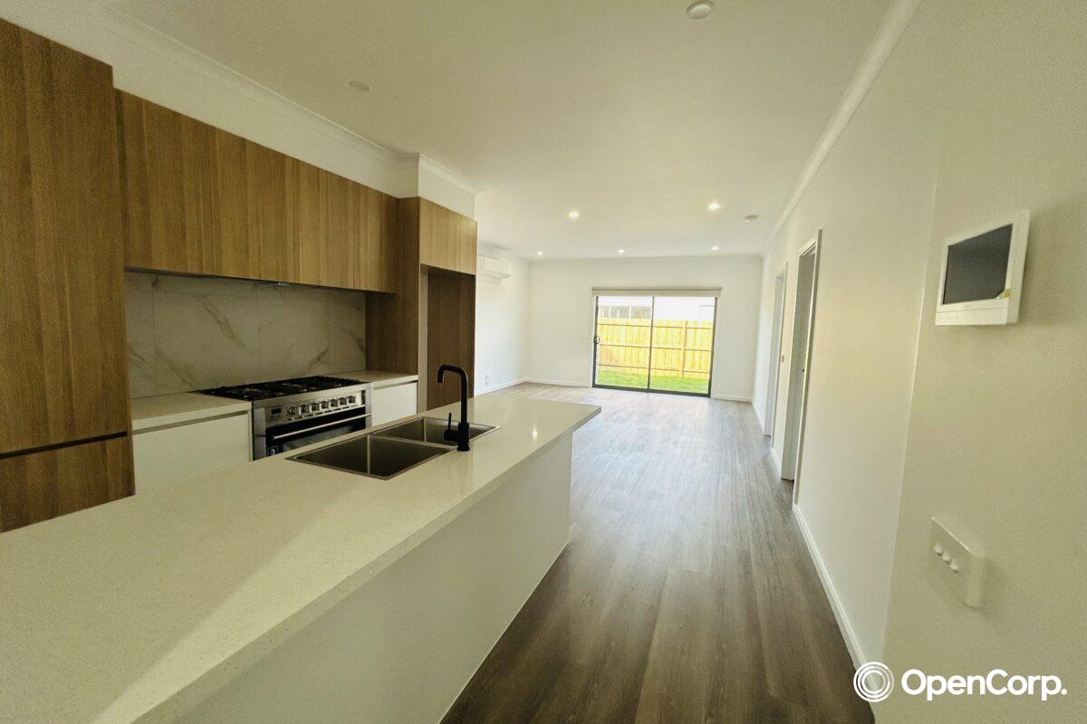 61 Collette Circuit, Deanside, VIC 3336