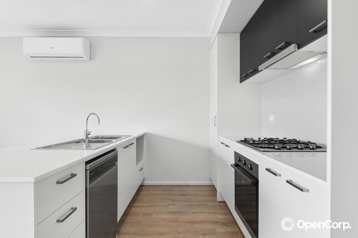 10 Cranbrook Way, Werribee, VIC 3030