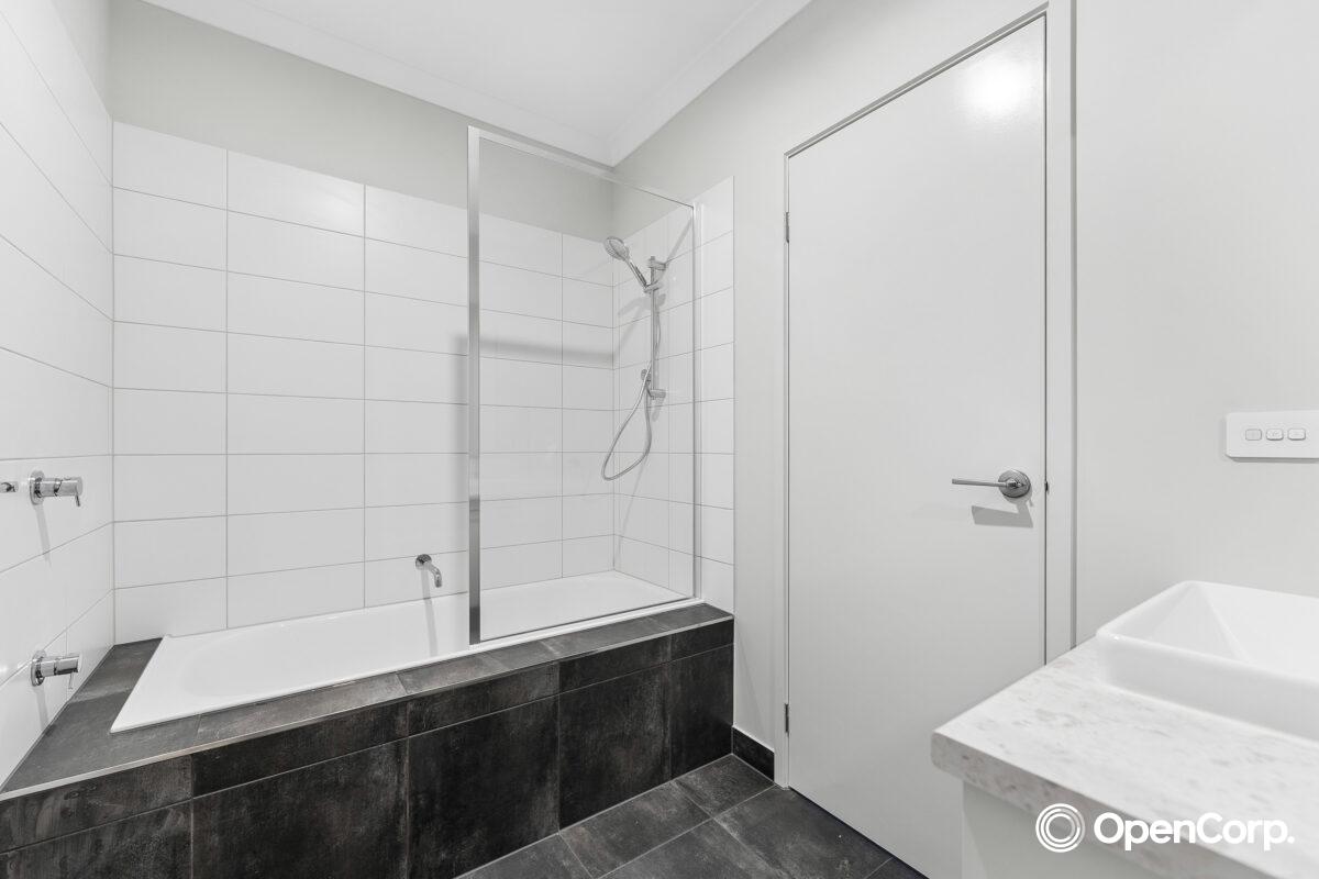 10 Cranbrook Way, Werribee, VIC 3030