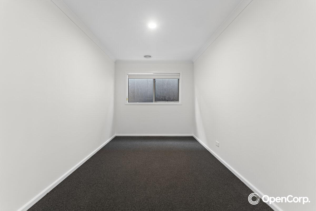 28 Mangioni Drive, Deanside, VIC 3336
