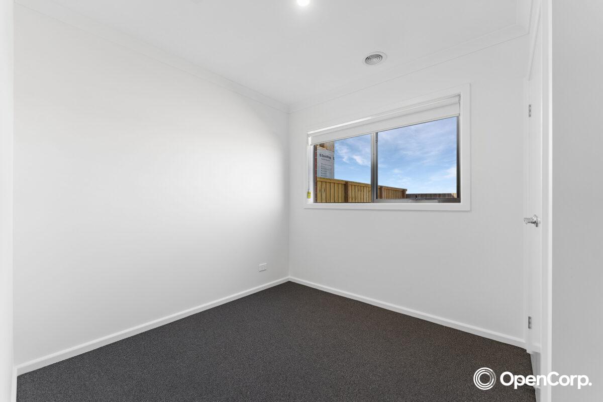 28 Mangioni Drive, Deanside, VIC 3336