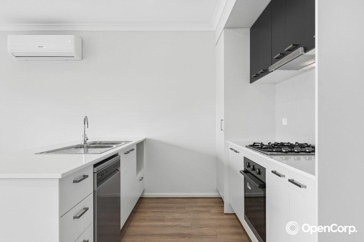 18 Cranbrook Way, Werribee, VIC 3030