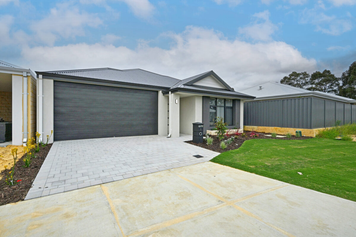 3 Callabonna Street, CHAMPION LAKES, WA 6111