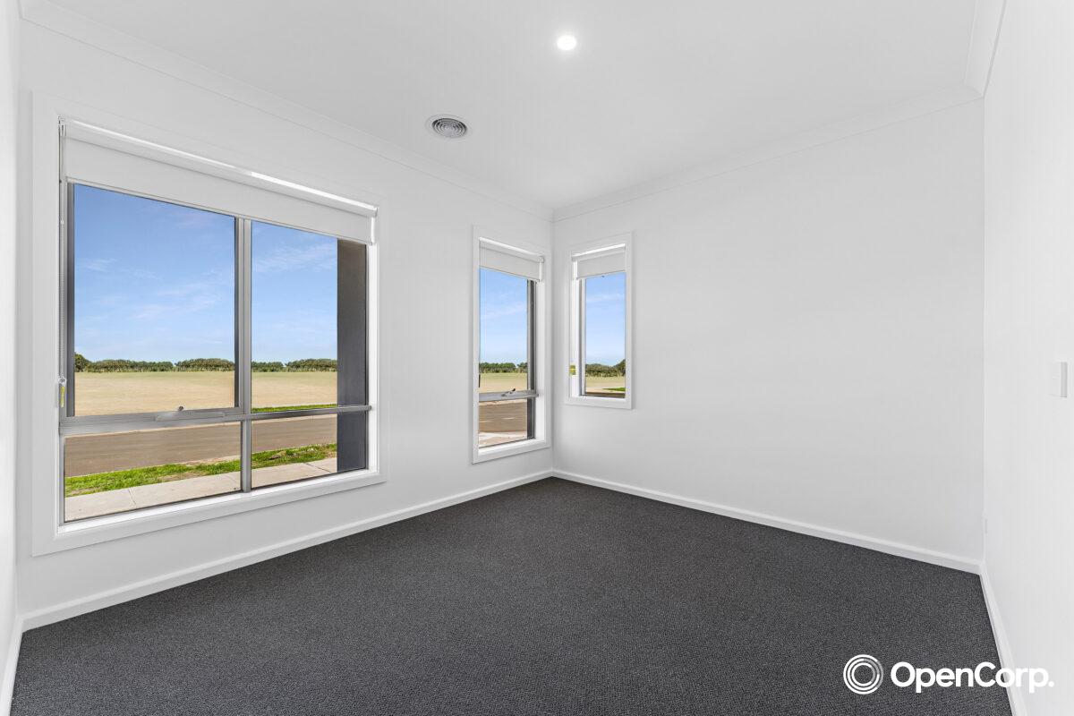 50 Tara Circuit, Donnybrook, VIC 3064