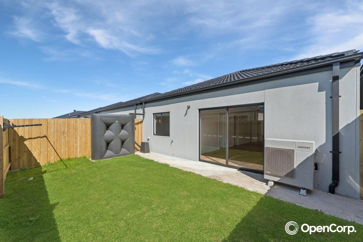 57 Collette Circuit, Deanside, VIC 3336