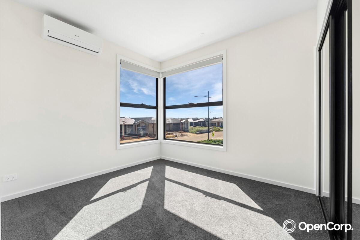 2 Winslet Road, Deanside, VIC 3336