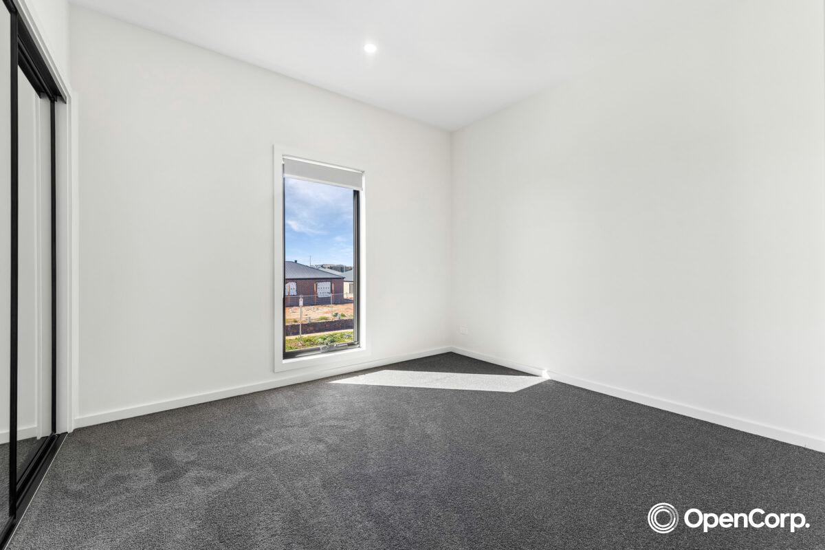 2 Winslet Road, Deanside, VIC 3336