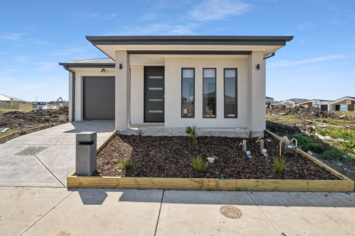 6 Clondalkin Street, Woodstock, VIC 3751