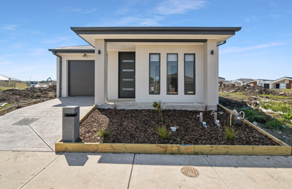 6 Clondalkin Street, Woodstock, VIC 3751