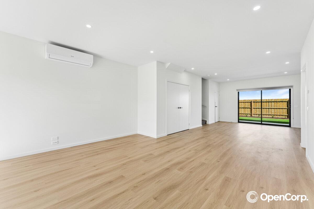 4 Winslet Road, Deanside, VIC 3336