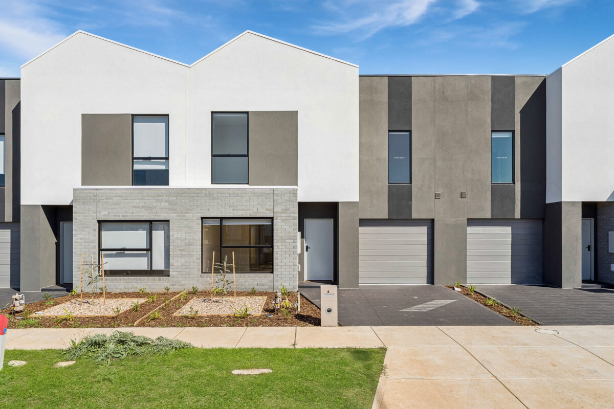 4 Winslet Road, Deanside, VIC 3336