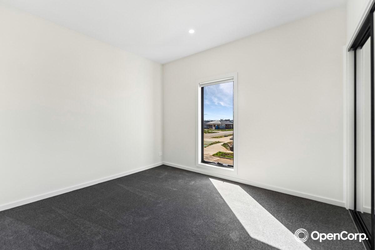 4 Winslet Road, Deanside, VIC 3336