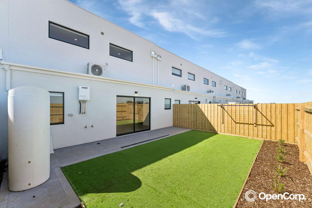 4 Winslet Road, Deanside, VIC 3336