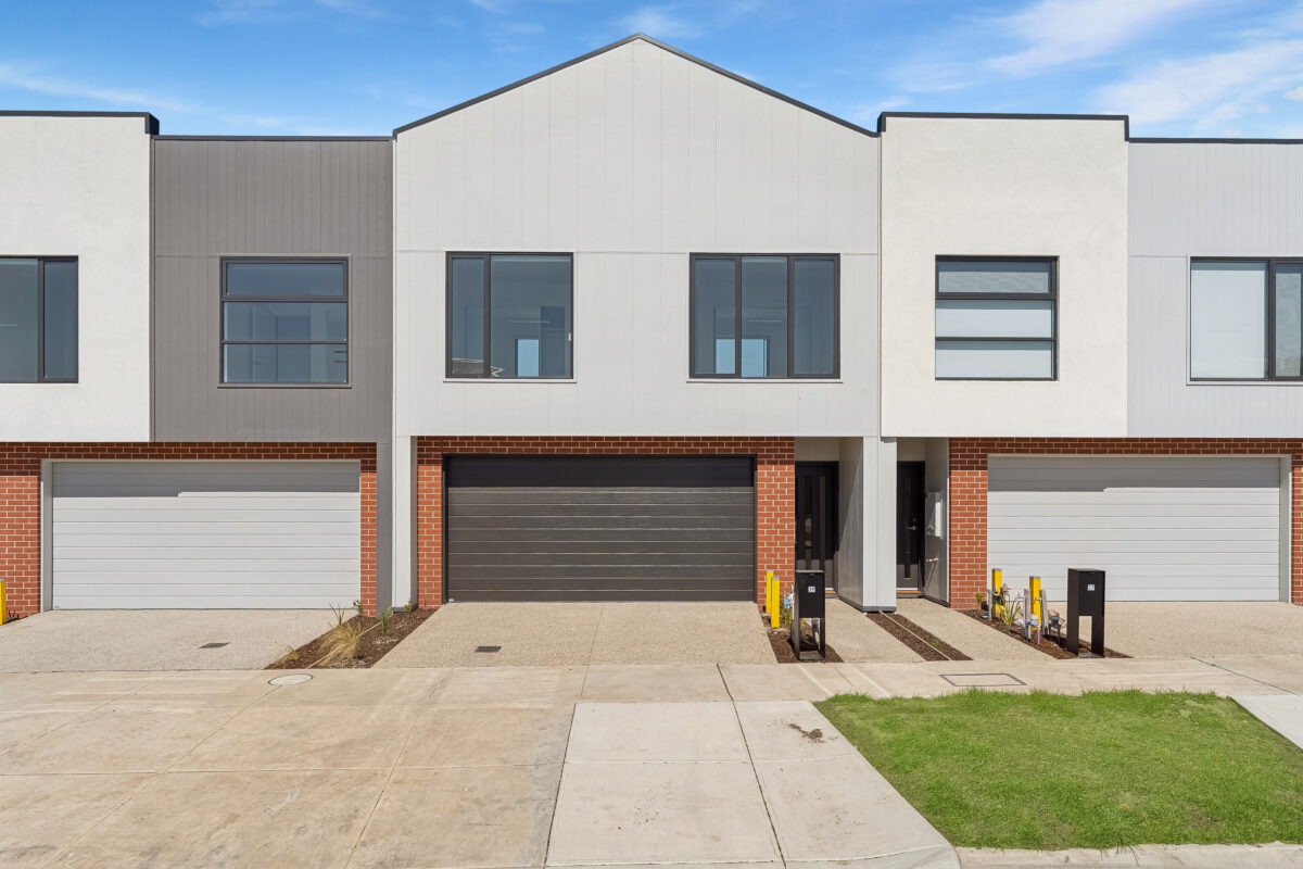 39 Buckwheat Walk, Mickleham, VIC 3064