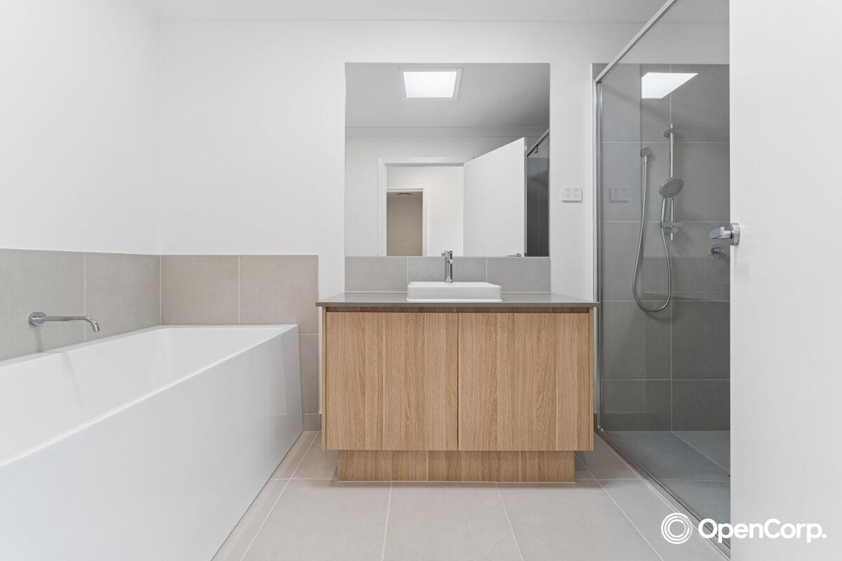 39 Buckwheat Walk, Mickleham, VIC 3064