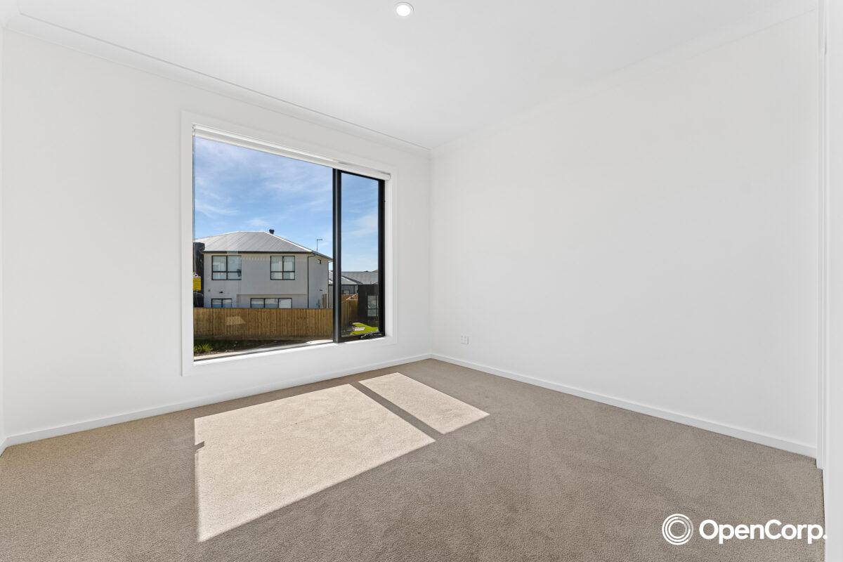 39 Buckwheat Walk, Mickleham, VIC 3064