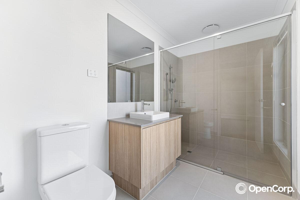 43 Buckwheat Walk, Mickleham, VIC 3064