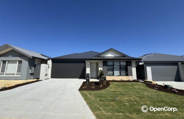 71 Gippsland Parade, CHAMPION LAKES, WA 6111