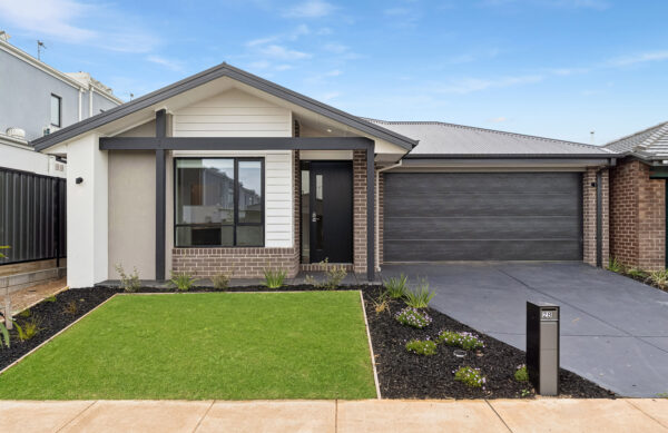 28 Pinatubo Street, Truganina, VIC 3029