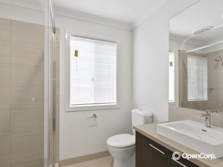 119 Rossiter Retreat, Cranbourne North, VIC 3977