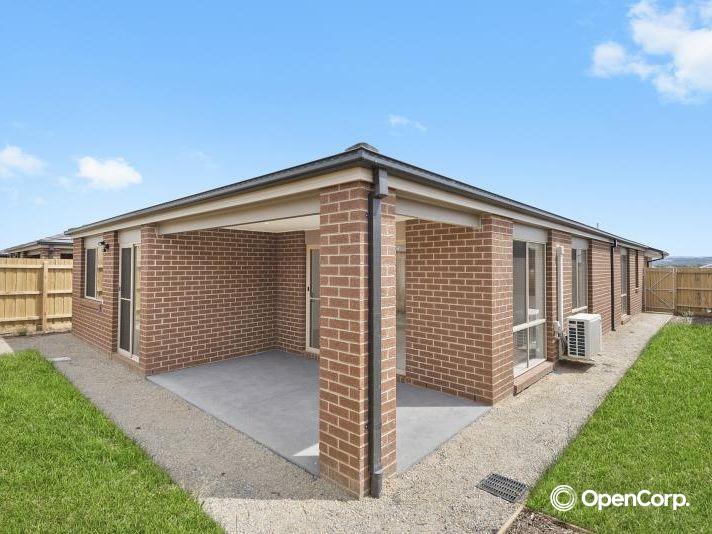 119 Rossiter Retreat, Cranbourne North, VIC 3977