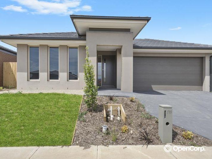 119 Rossiter Retreat, Cranbourne North, VIC 3977