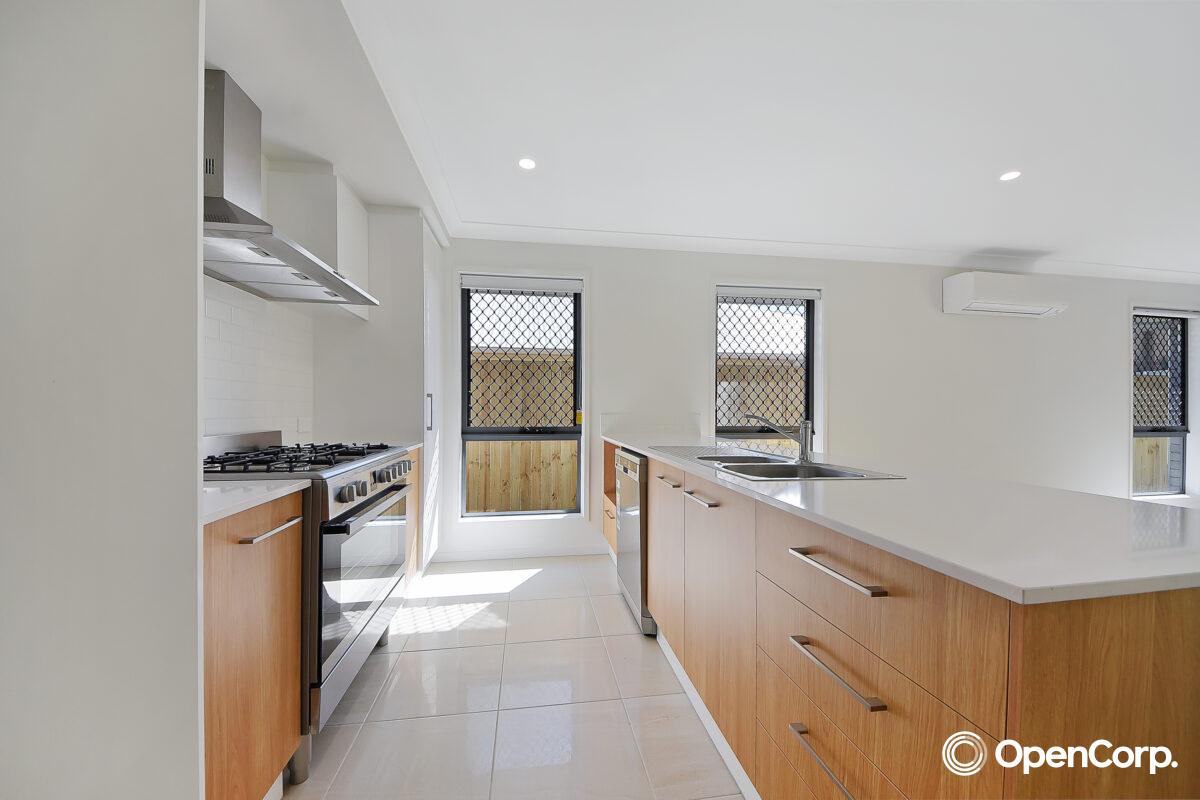16 Baronet Place, PALLARA, QLD 4110