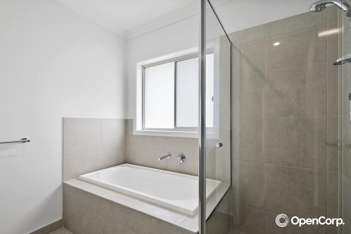 47 Vermilion Drive, GREENVALE, VIC 3059