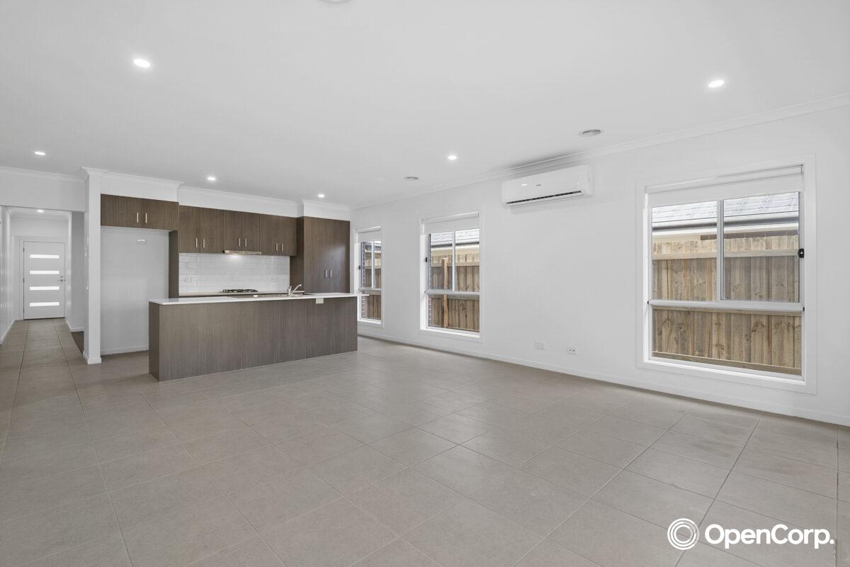47 Vermilion Drive, GREENVALE, VIC 3059