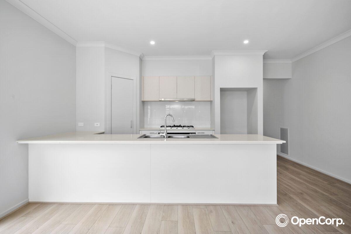 27 Rhyolite Drive, CRAIGIEBURN, VIC 3064