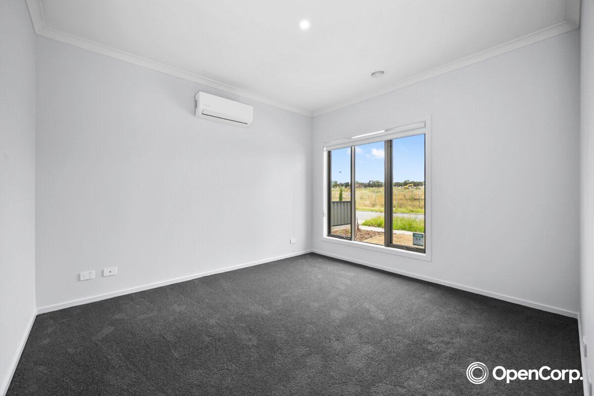 27 Rhyolite Drive, CRAIGIEBURN, VIC 3064