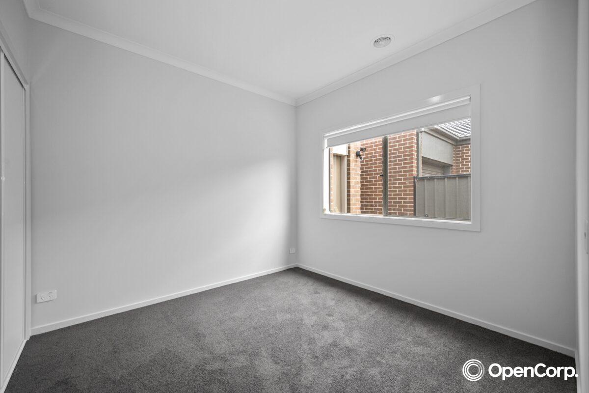 27 Rhyolite Drive, CRAIGIEBURN, VIC 3064