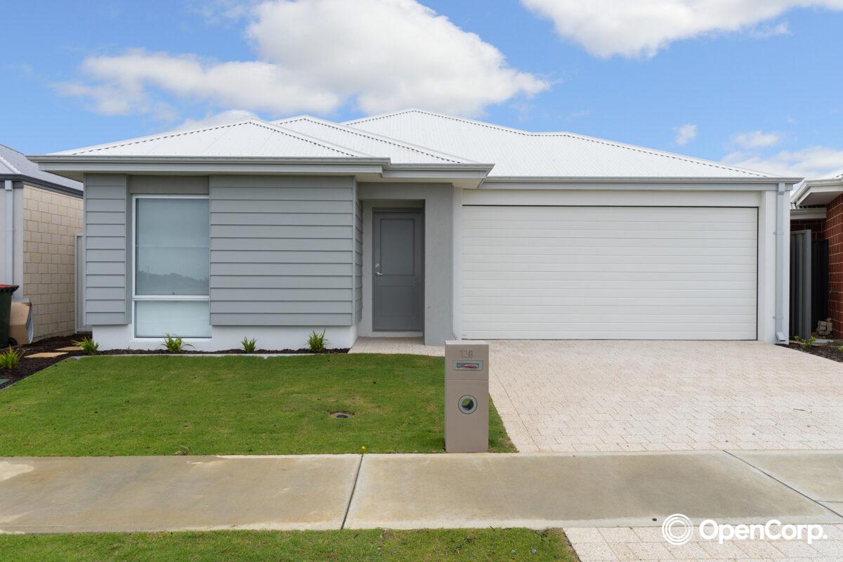 128 Trethowan Promenade, Alkimos, WA 6038