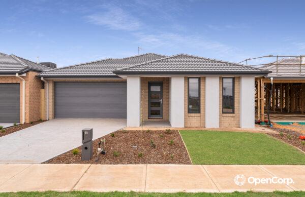 18 Lumberjack Drive, Fraser Rise, VIC 3336