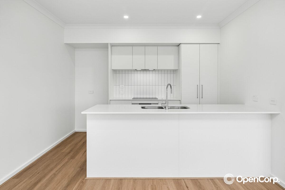 45 Buckwheat Walk, Mickleham, VIC 3064