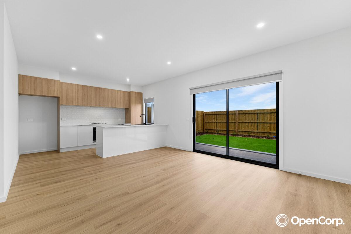 6 Winslet Road, Deanside, VIC 3336