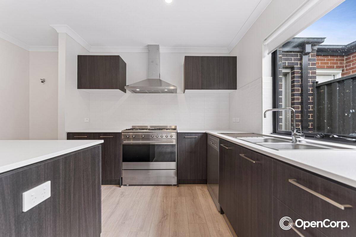 22 Pinatubo Street, Truganina, VIC 3029